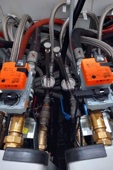 Separator magnetic pentru conducte MSP-MC – protecția matriței într-o secție de injecție de piese automotive