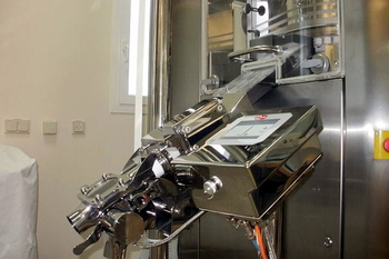 Detector de metale PHARMATRON 07 HQ – controlul comprimatelor în industria farmaceutică