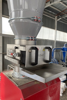Separator magnetic cu grătar MSS-MC LUX 200/5 N - reciclarea deșeurilor din plastic