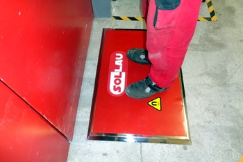Covor magnetic MM – intrarea în zona de igienă a unei unități alimentare