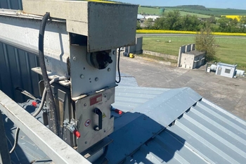 Felinar magnetic cu plăci ML 250 N – separarea metalelor dintr-un amestec de furaje granulate