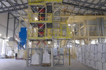 Separatoare magnetice cu role multietajate VMSV – îndepărtarea Fe din caolin pentru ceramică