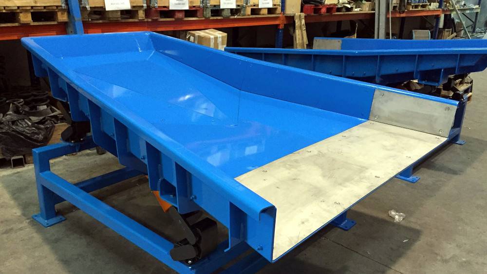 Alimentator distribuitor cu vibrații