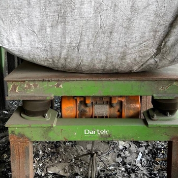 Alimentator de stocare