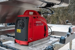 Generator cu invertor pe benzină