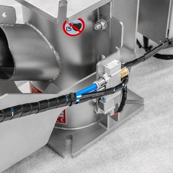 Separator magnetic cu curățare automată MSS-AC WORM